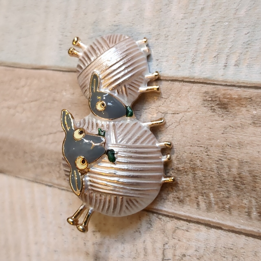 Two knitting yarn ball sheep -- gold color metal enamel pin